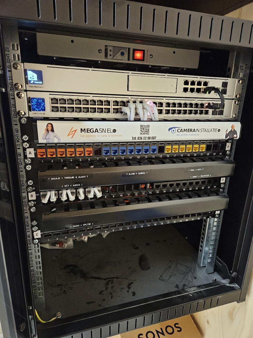Wifi netwerk, Sonos audio, Bewakingscamera, Intercom, Toeg