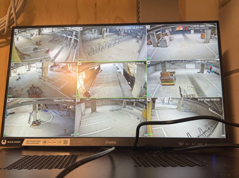 Camerabewaking in de parkeergarage van een VvE