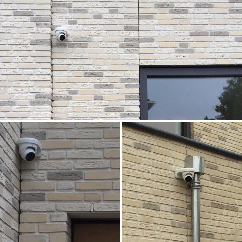 Drie camera&rsquo;s op de gevel van dezelfde woning naast elkaar gezet