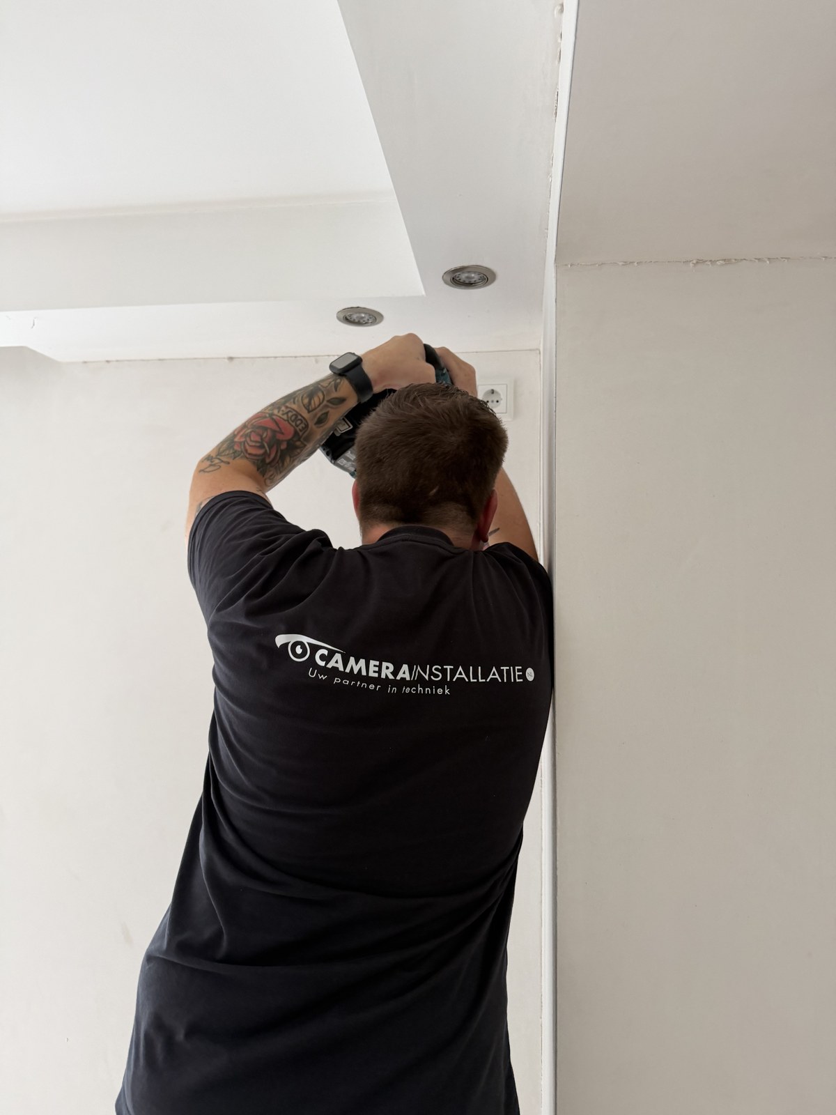 Vakkundige installatie van toegangscontrole en camerabewaking door CameraInstallatie.nl