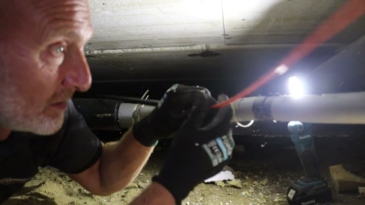 Video: Kabels onder het gebouw door