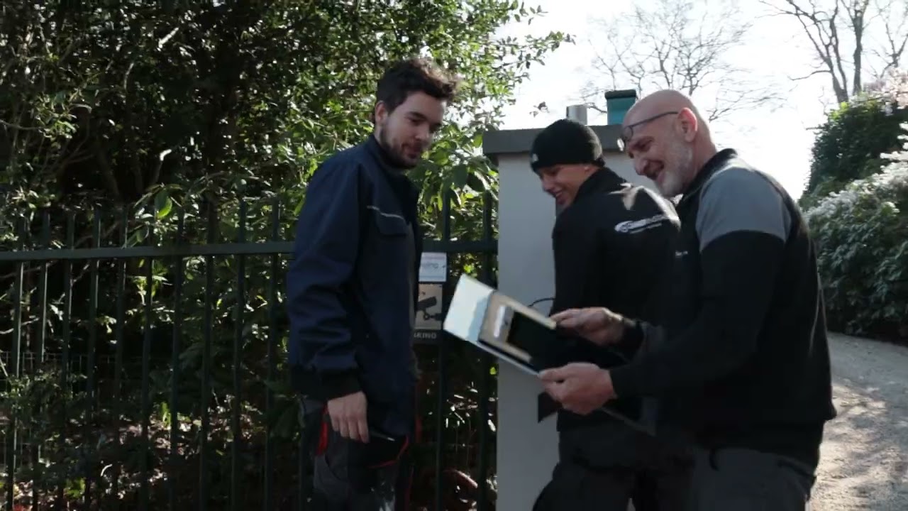 Video: woonhuis met UniFi-intercom, camera, wifi en toegangscontrole