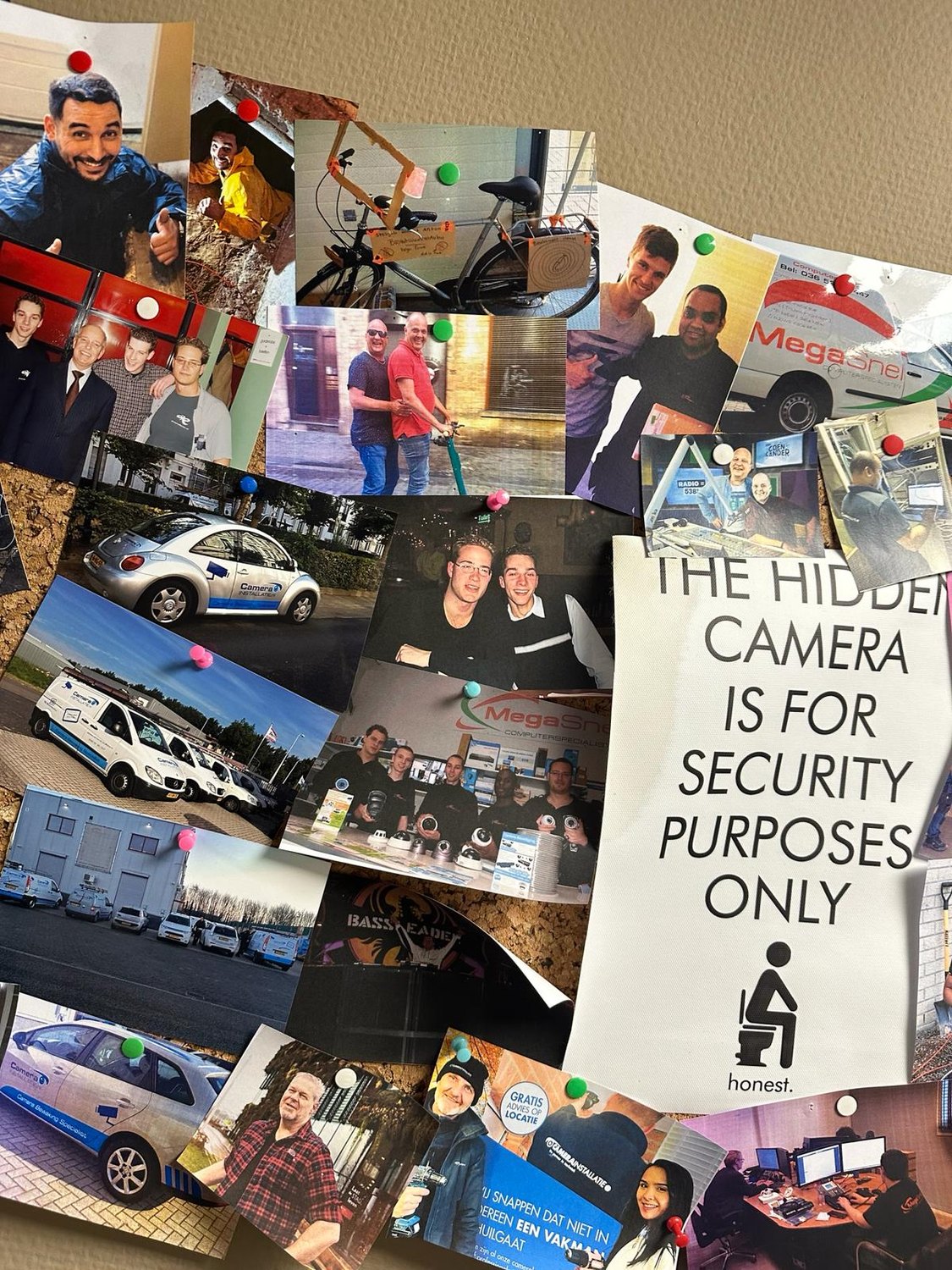 Foto van de wall of fame op ons kantoor