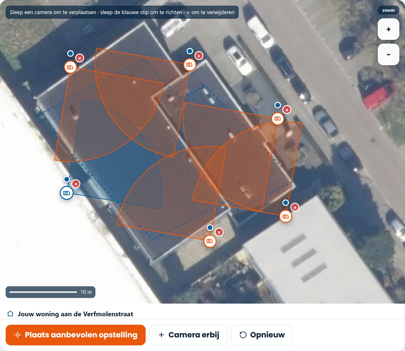 Cameraplan-tool: camera's met oranje kijkhoeken ingetekend op de luchtfoto van een woning