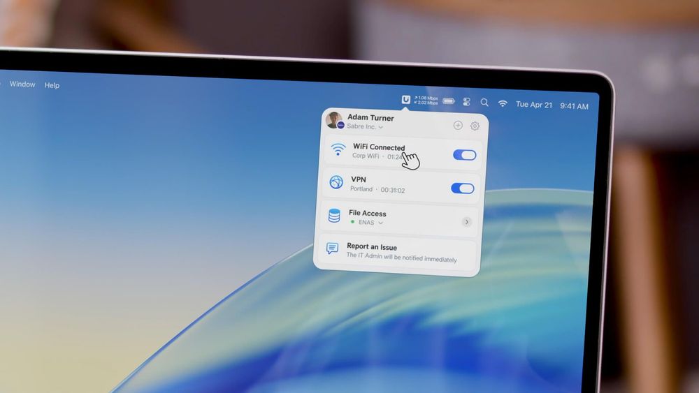 Laptopscherm met het UniFi-menu waarin WiFi, VPN en bestandstoegang (File Access) tot de Enterprise NAS zichtbaar zijn