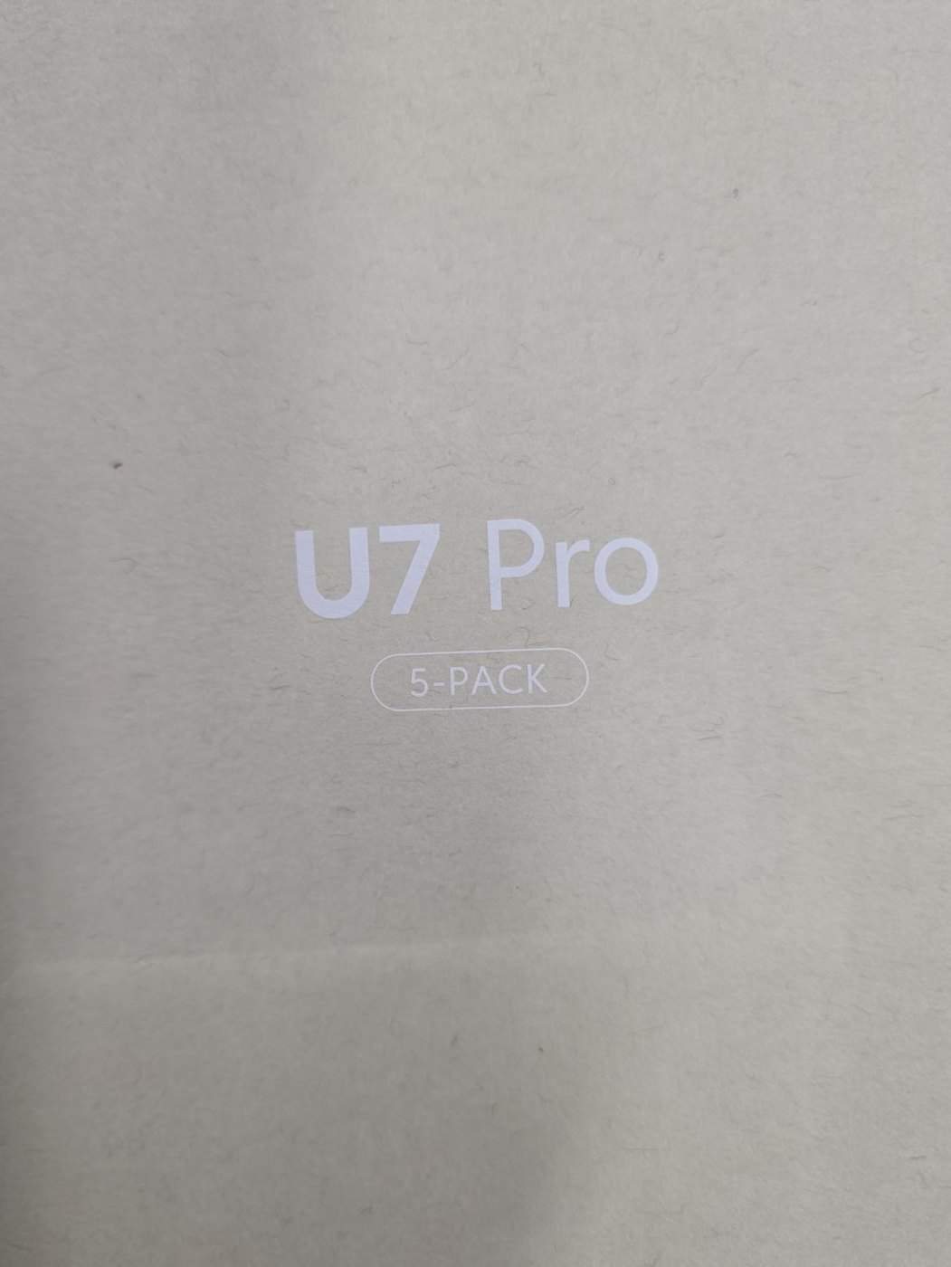 Kartonnen doos van UniFi U7 Pro access points