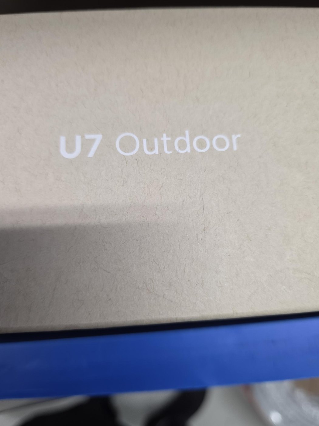 Kartonnen doos van een UniFi U7 Outdoor access point