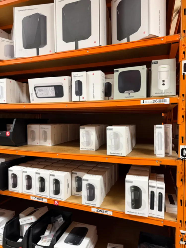 Superior- en S-melders, op voorraad bij CameraInstallatie.nl