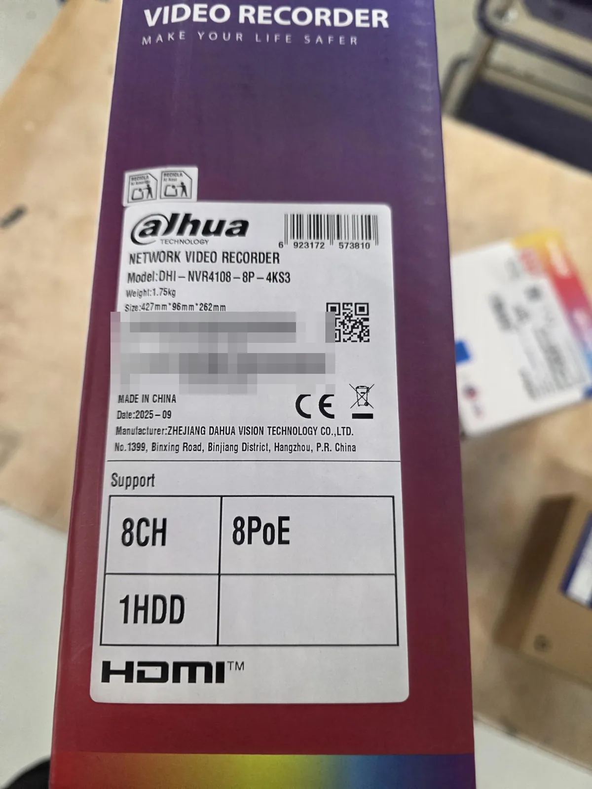 Label van de Dahua NVR4108-8P-4KS3: 8 kanalen, 8 PoE-poorten, 1 schijf