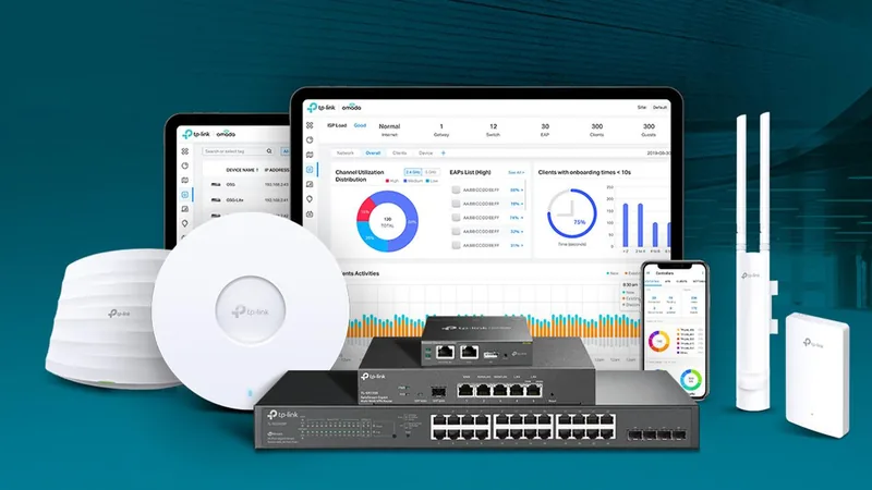 TP-Link Omada: switches, wifi-zenders en het beheerscherm op laptop en telefoon
